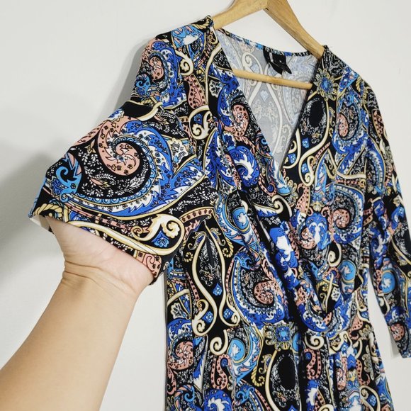 💕New Directions Blouse Shirt Top Multicolor Stretch Paisley Print V-Neckline - Picture 4 of 8